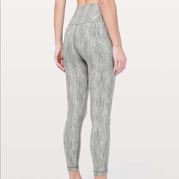 Lululemon Wunder Under High-Rise Tight - Picture 5 of 5